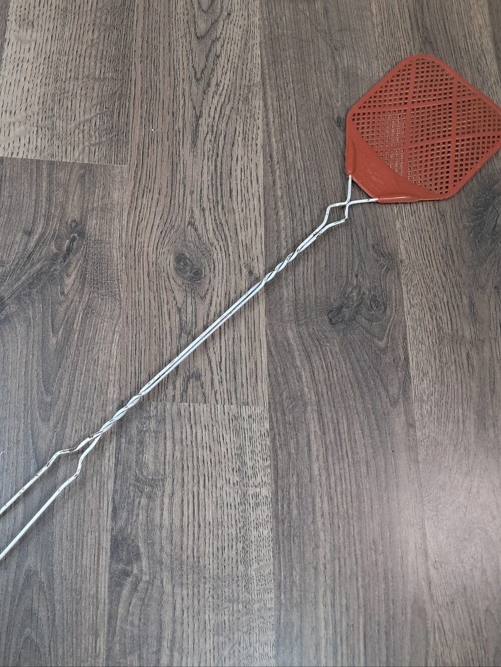 Vintage Laidlaw Plasti-Swat Fly Swatter Orange Plastic Metal Handle